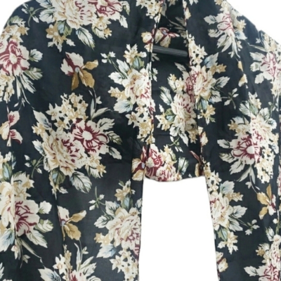 Vintage 100% Silk 37 West Floral Scarf - Picture 2 of 6